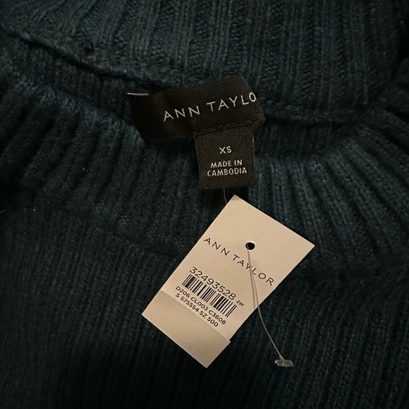 NWT Ann Taylor Ribbed Tunic Sweater XS - Picture 4 of 6